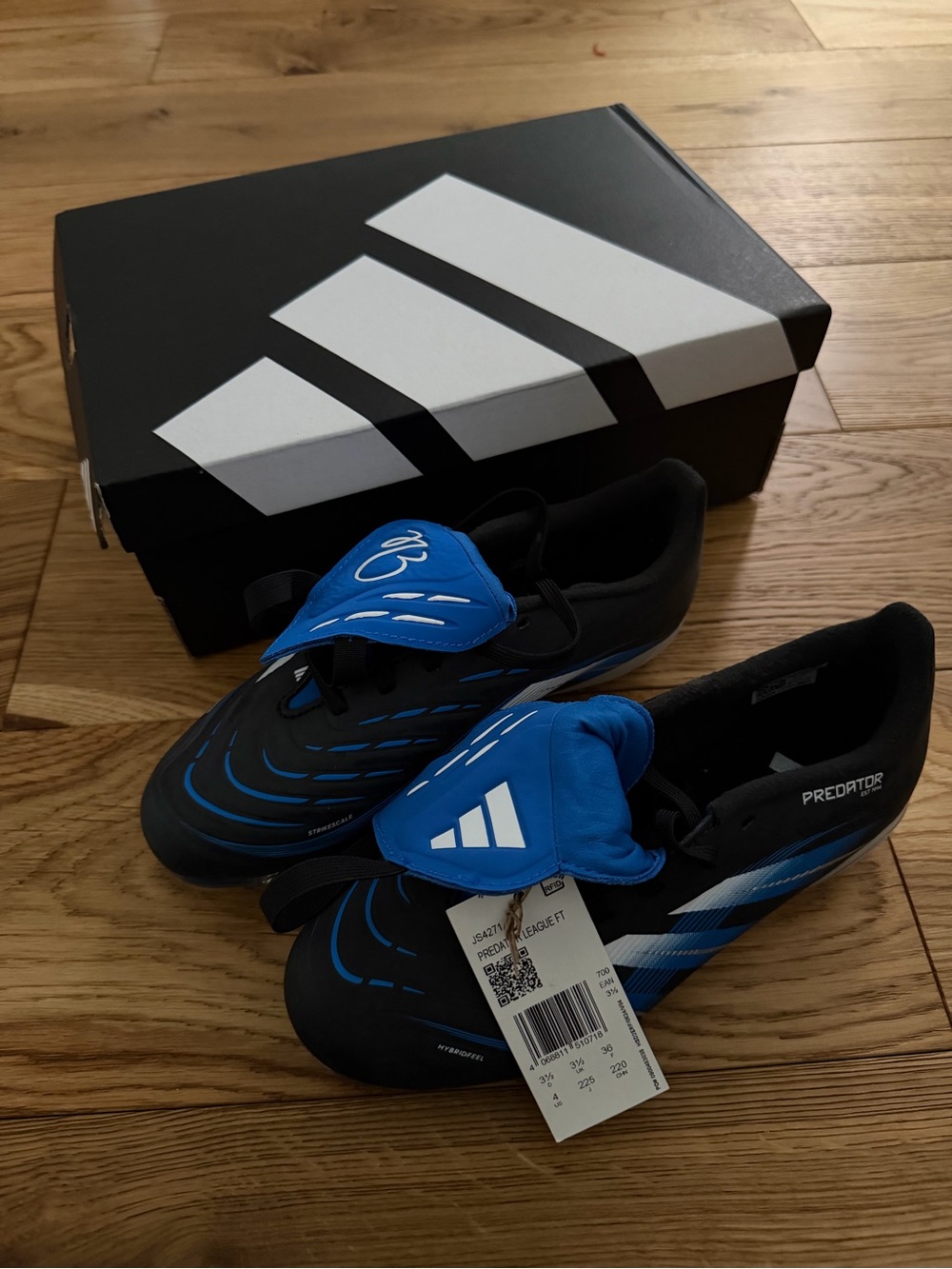 NWT Adidas Predator League FT FG Soccer Cleats Black Blue Size 4